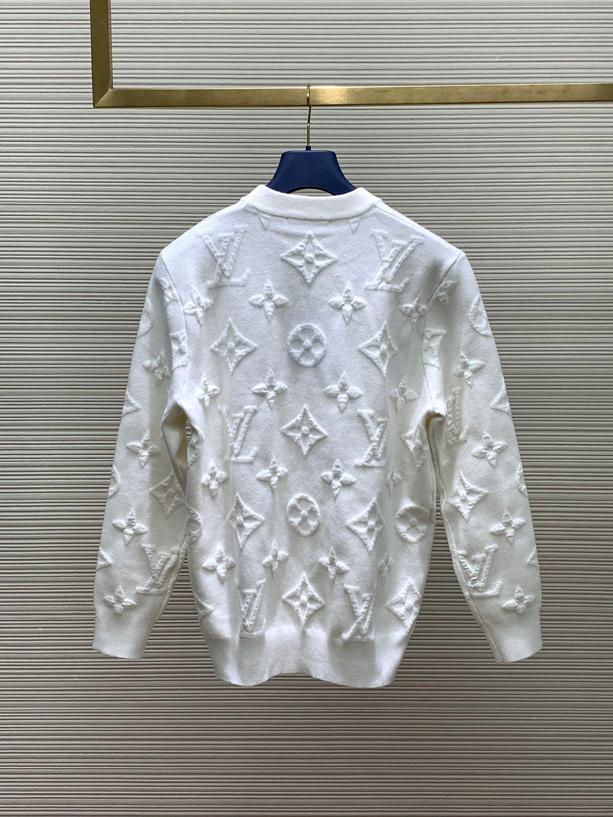 Fashionable casual round neck long sleeve knitted sweater 0424110407