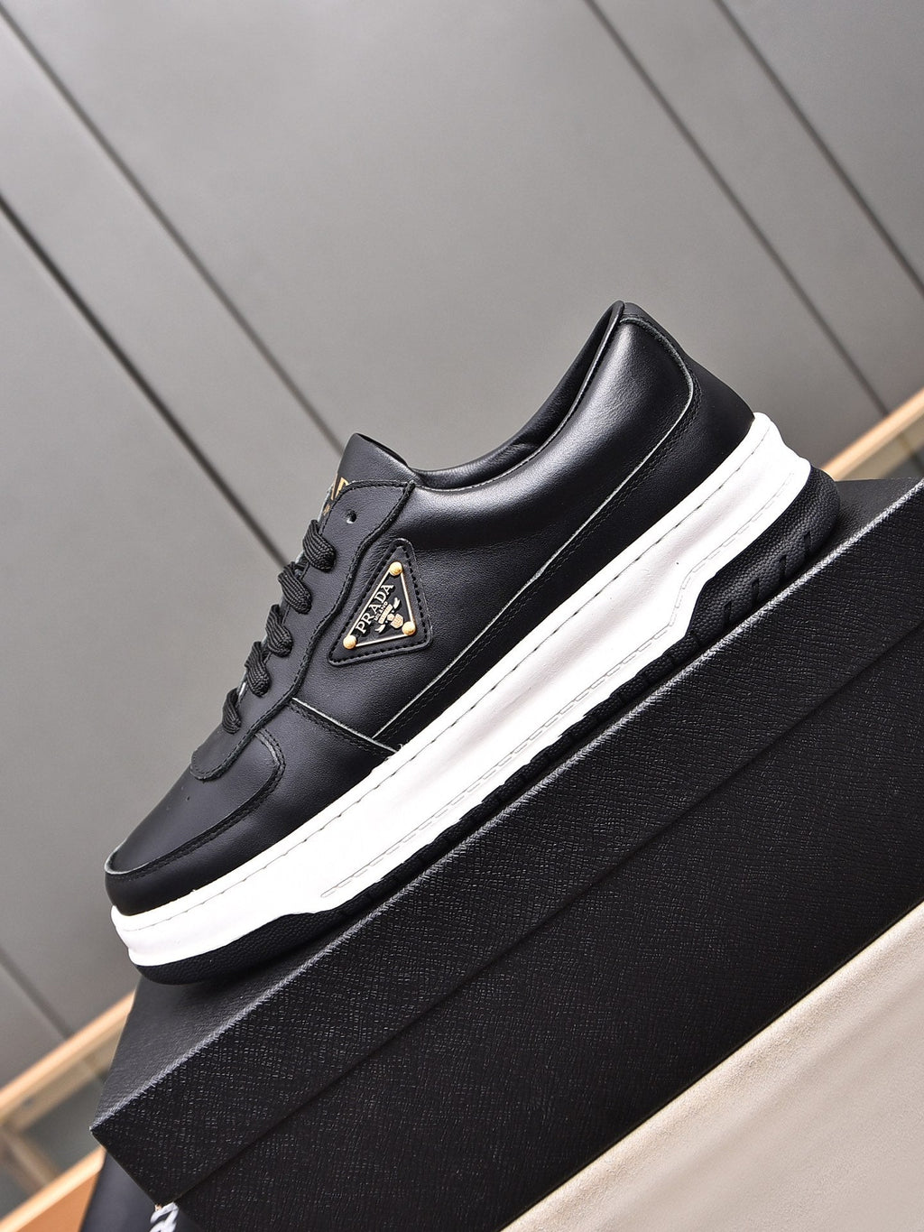 New Luxury PRD Casual Sneakers XC0424111807