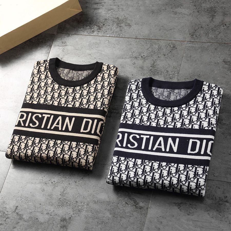 Fashion trend round neck long sleeved knit sweater PD10062630