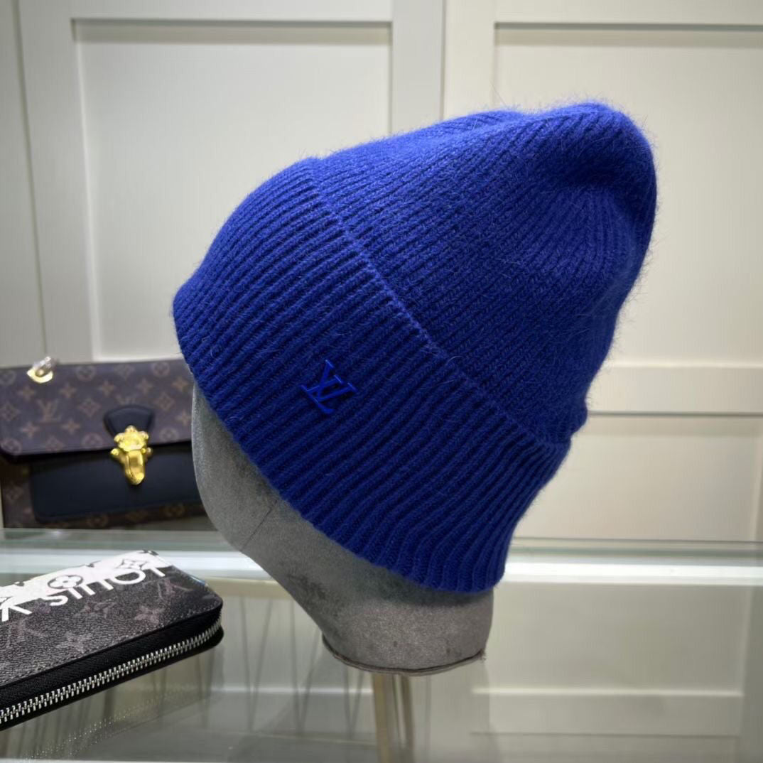 Winter new product small letter Baotou knitted wool cap unisex outdoor sports thickened warm cap