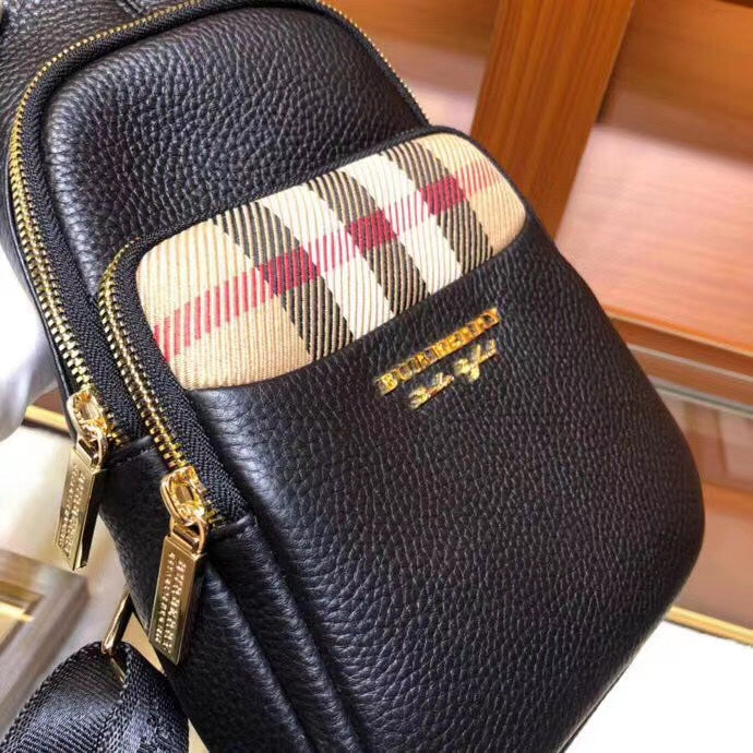 Men's new fashion and versatile chest bag 1024073109