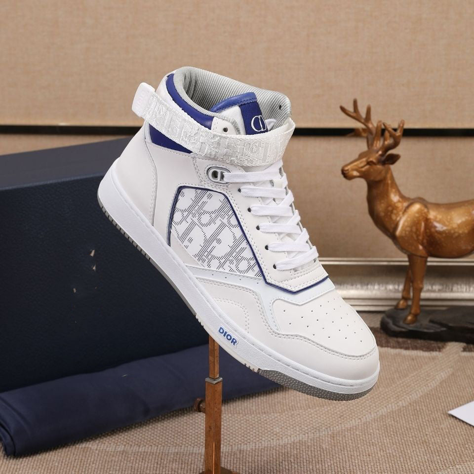 White Classic Style Printed Men's and Women's Sneakers