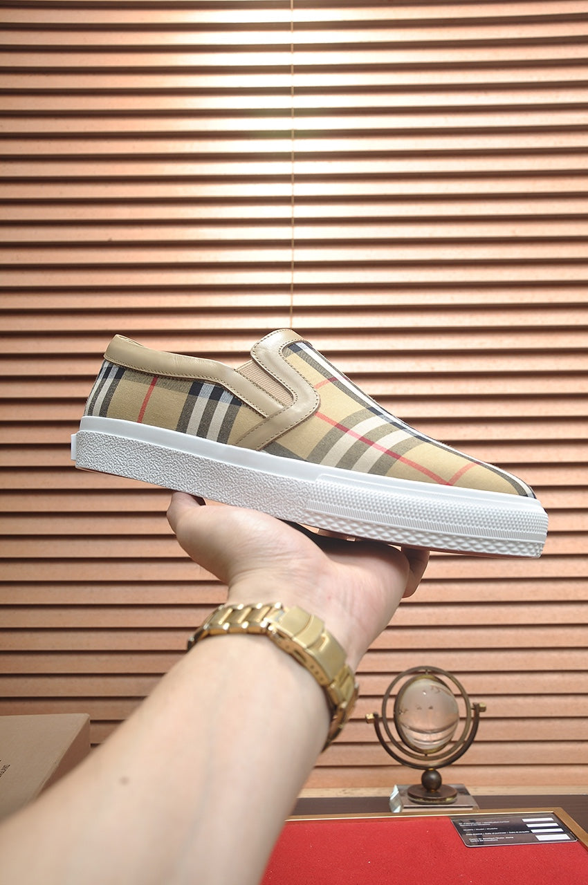 25 Luxury B Brand Casual Sneakers 0425020608
