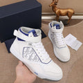 White Classic Style Printed Men's and Women's Sneakers