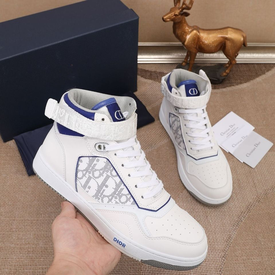 White Classic Style Printed Men's and Women's Sneakers