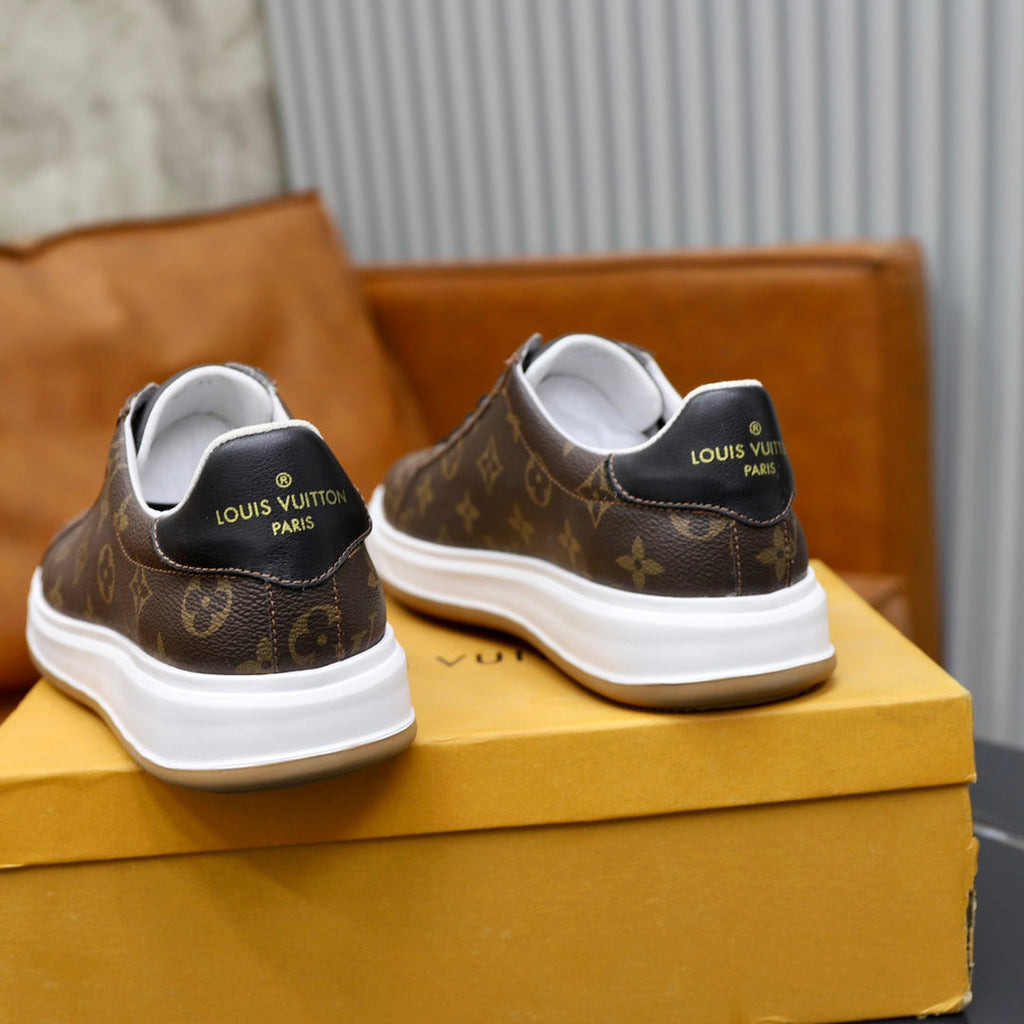 New Luxury V Logo Casual Snekaers XC0424092004
