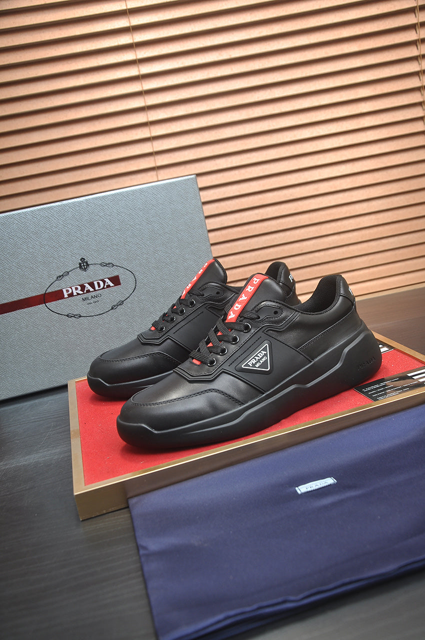New men's black casual sneakers for this season XC0426032401