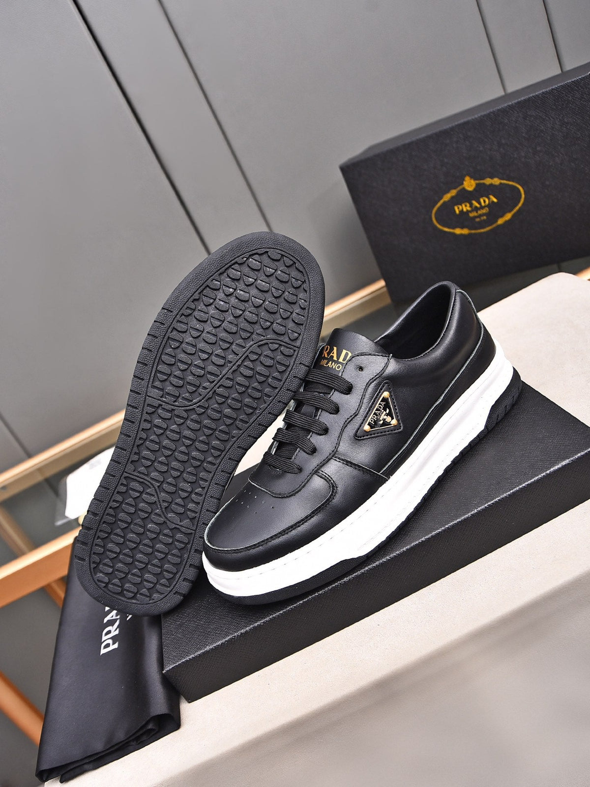 New Luxury PRD Casual Sneakers XC0424111807