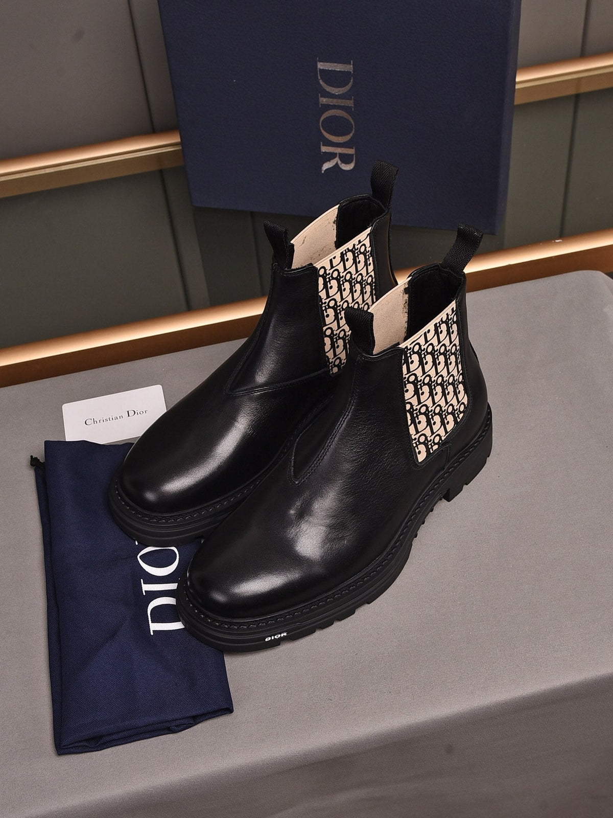 D New Autumn and Winter Chelsea Boots 0424110416