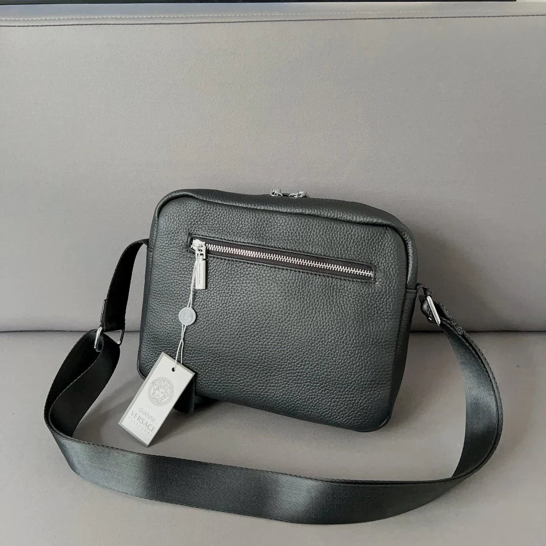 New fashionable and versatile men's crossbody bag 1024011923