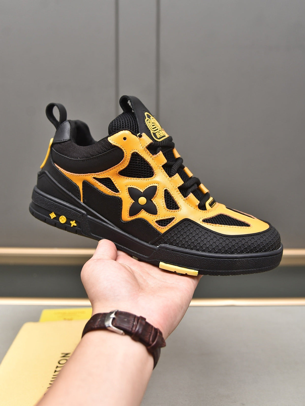 Fashion Casual New Style Men's Comfortable Sneakers Shoes V25