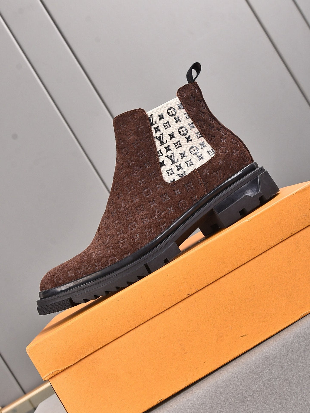 Fashion Casual New Style Men's Comfortable Sneakers Shoes V13