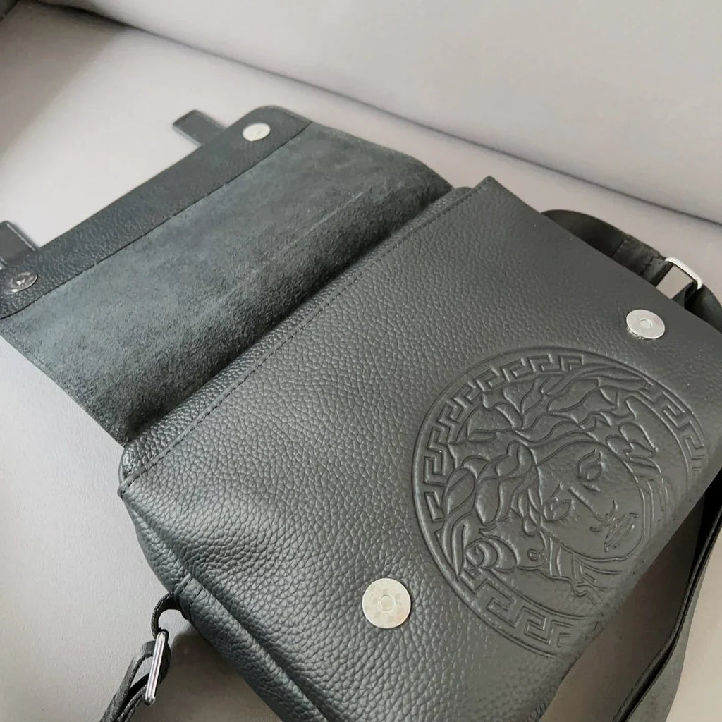 New fashionable and versatile men's crossbody bag 1024011923