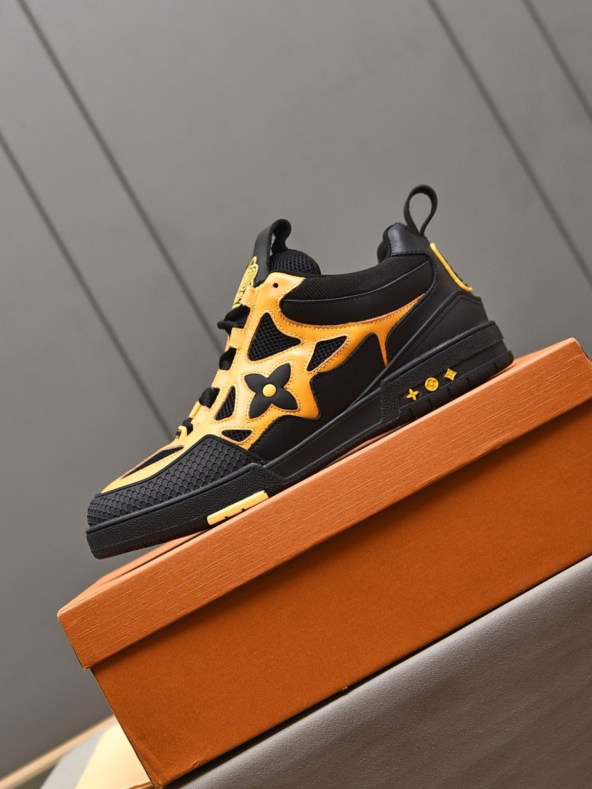 Fashion Casual New Style Men's Comfortable Sneakers Shoes V25