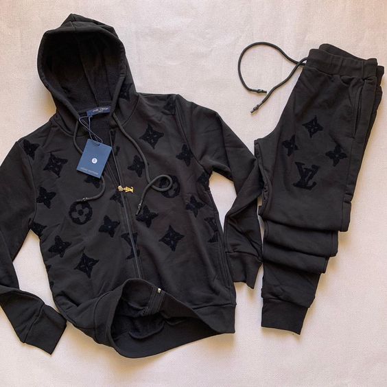 Limited Edition Men Hot Trend Tracksuits Set XC0823092107