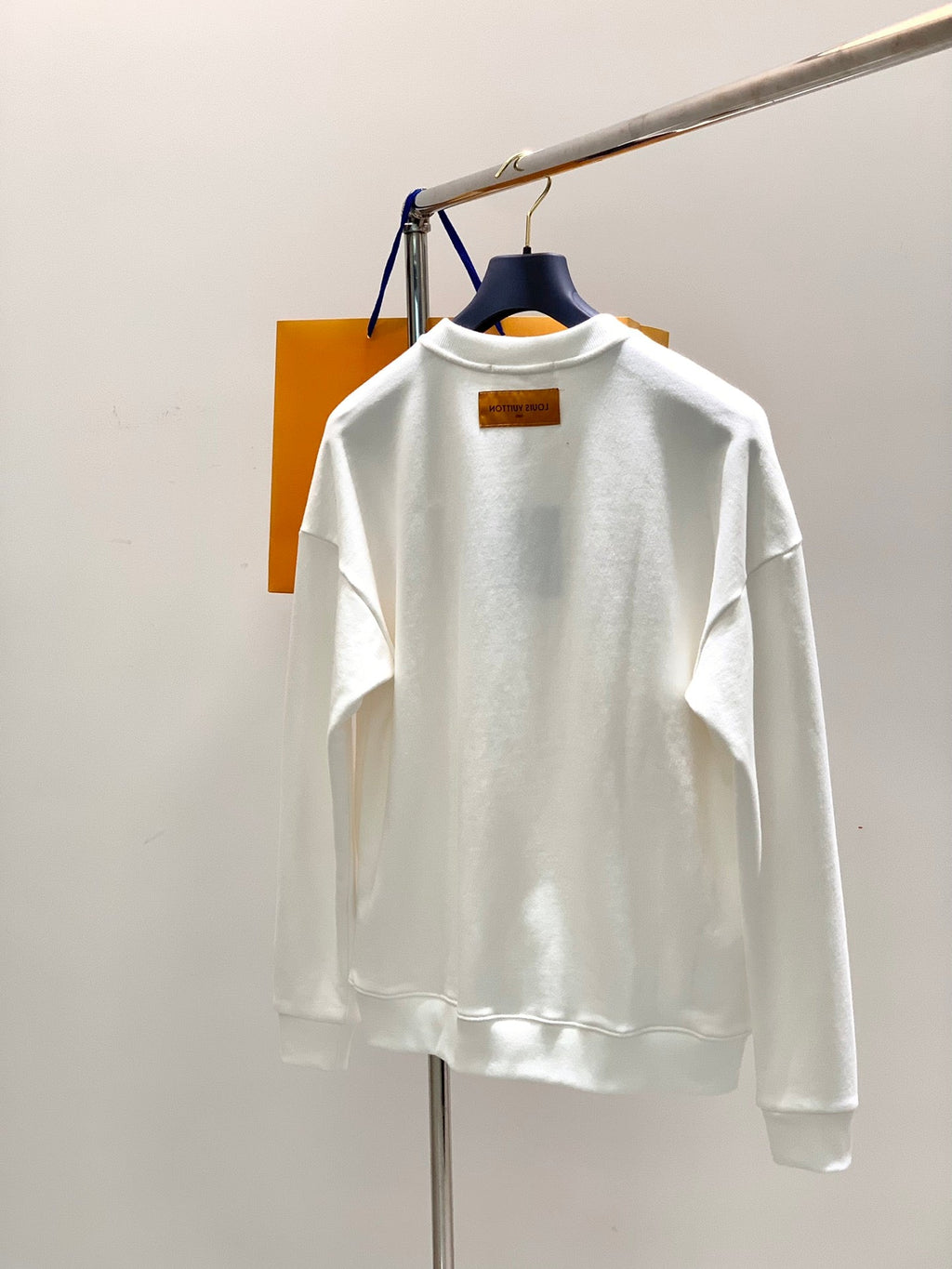 Fashion casual round neck long sleeve sweatshirt 0424110406