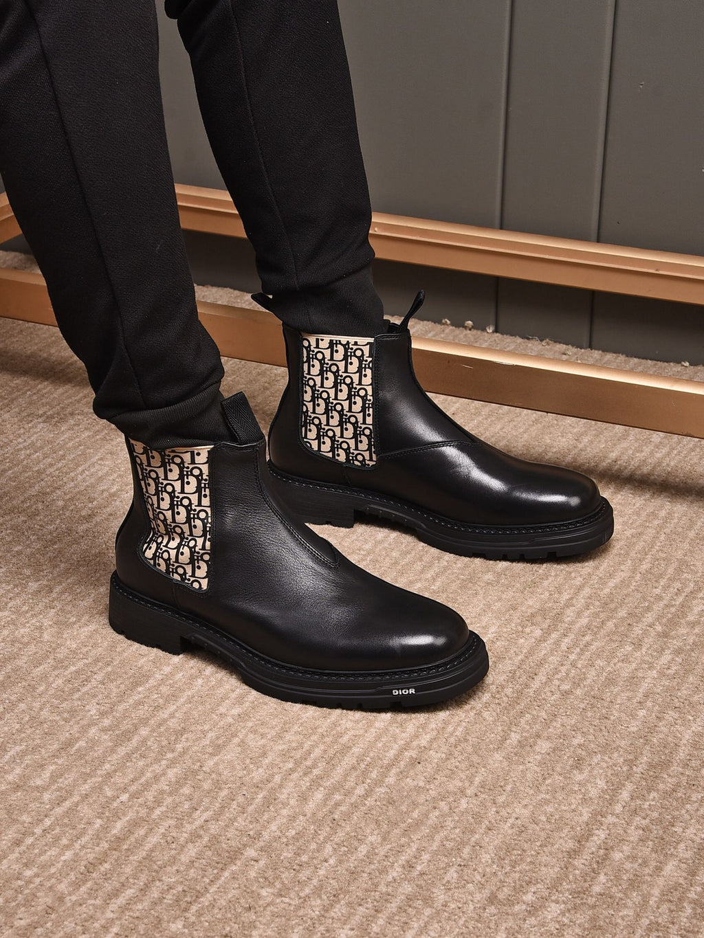 D New Autumn and Winter Chelsea Boots 0424110416