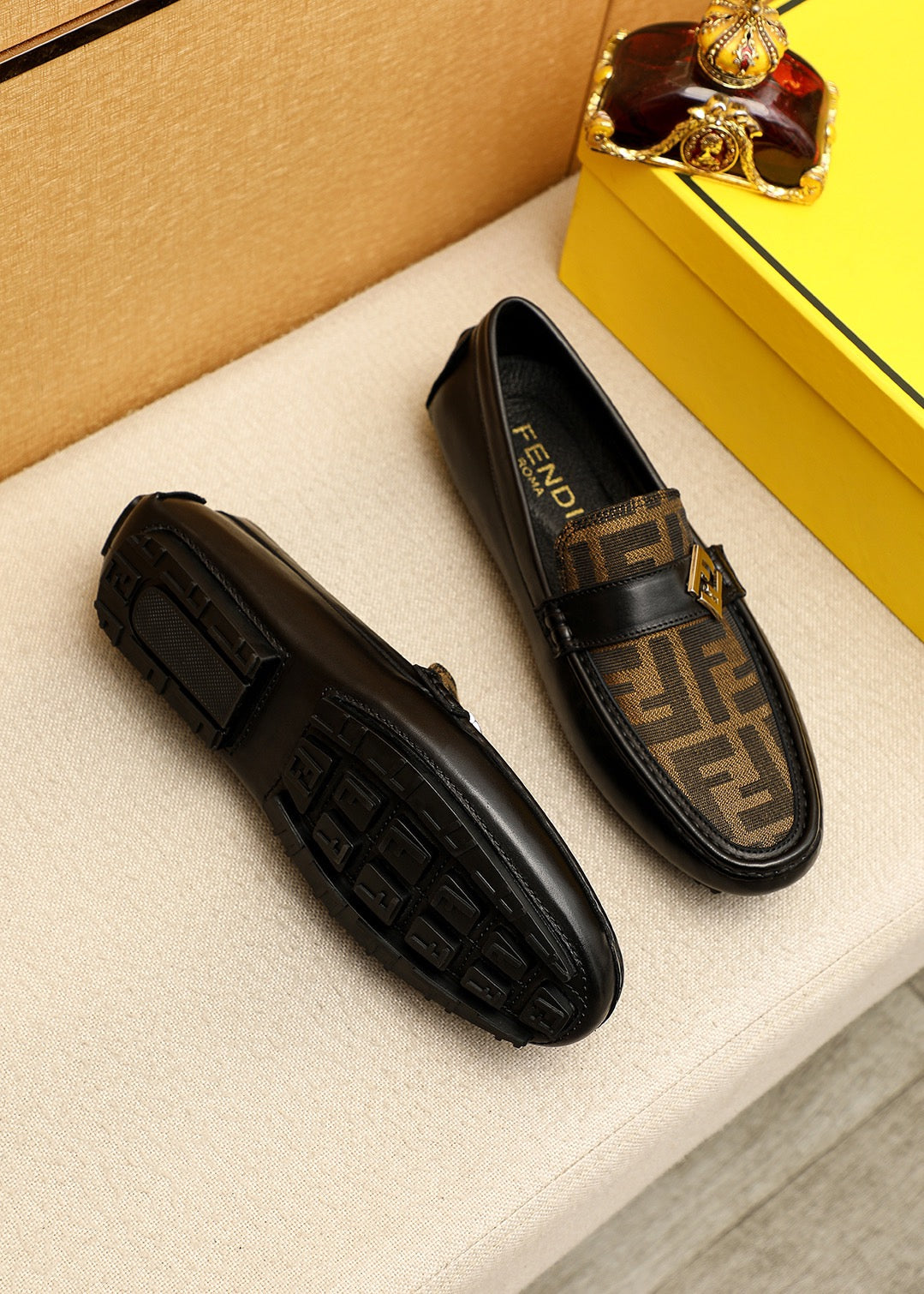 New stylish casual men's loafers XC0426033104